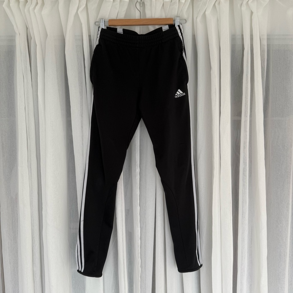 🪶 Adidas Black Joggers Track pants